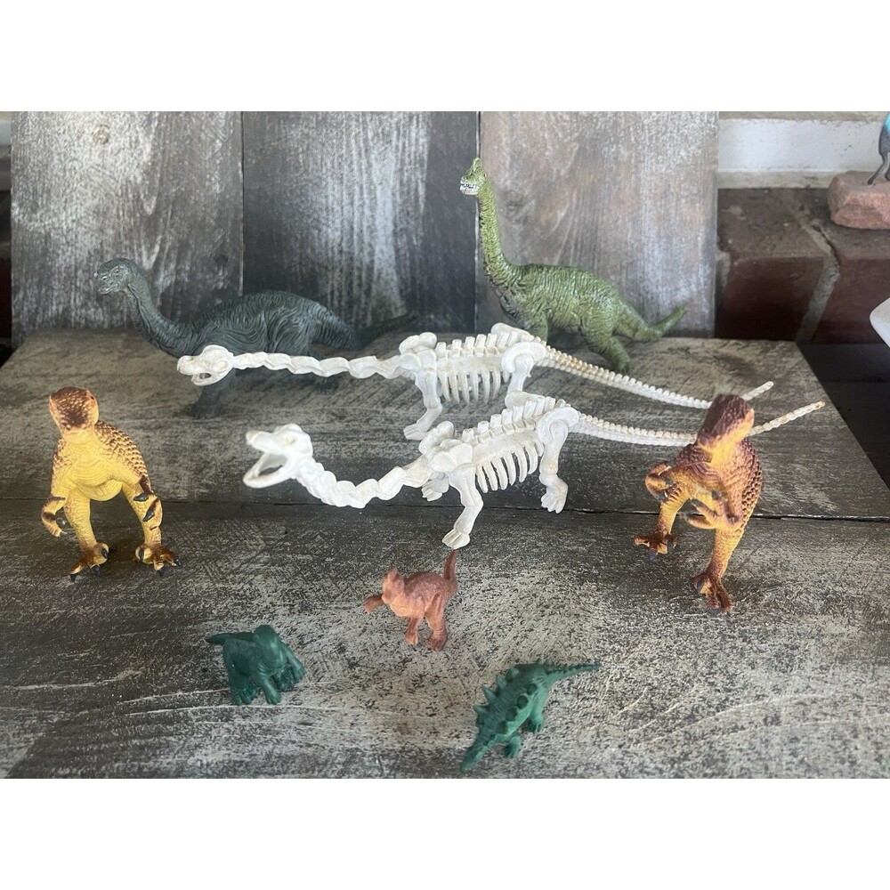 Vintage Dinosaur Lot Of 9 Skeleton, T-rex, Triceratops Brachiosaurus + 1993